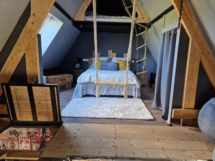 Chalet Industriel Avec Filet Et Spa Sorigny Eksteriør billede