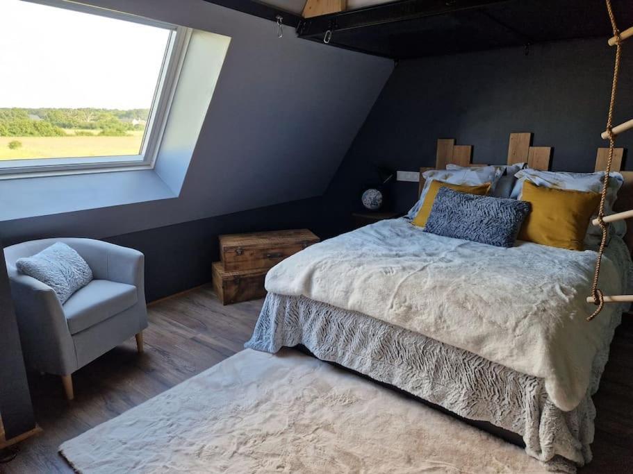 Chalet Industriel Avec Filet Et Spa Sorigny Eksteriør billede